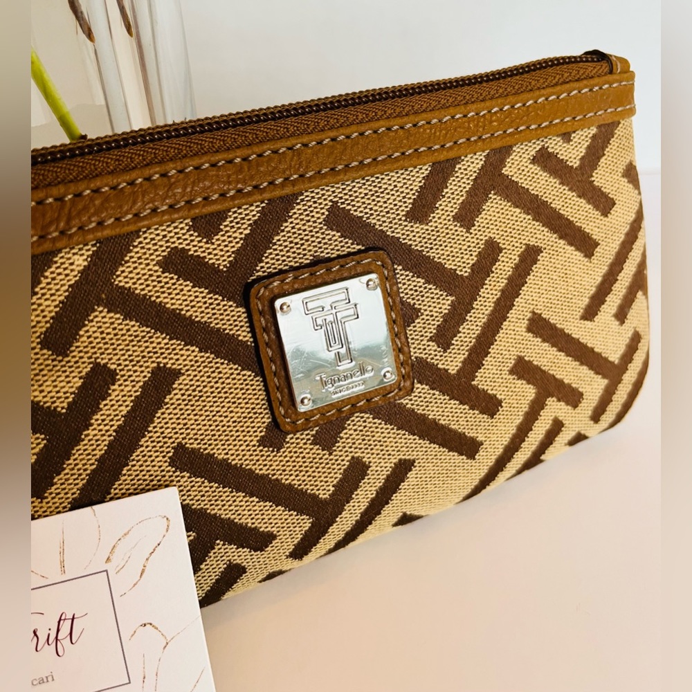 TIGNANELLO Wristlet Signature Canvas Top Zip Khaki Saddle